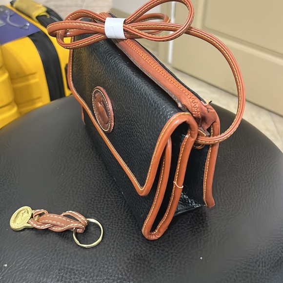Dooney & Bourke bundle - Picture 3 of 13